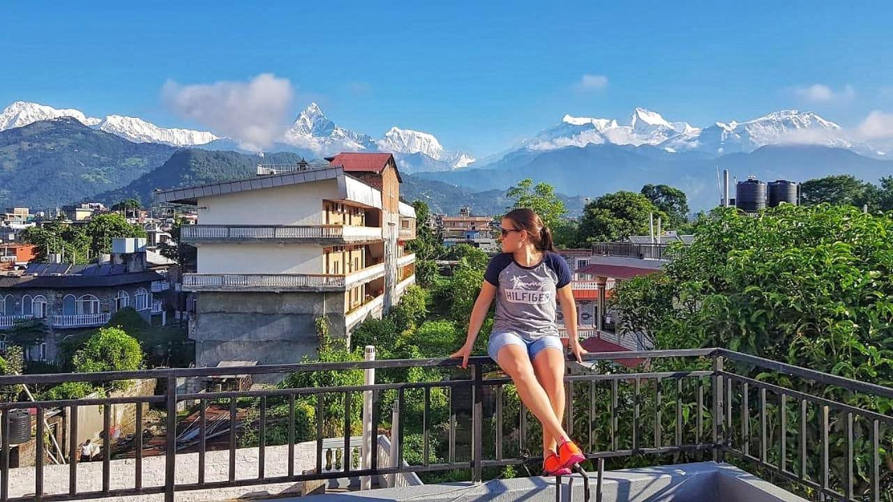 Hotel Mountain View - Lakeside Pokhara Buitenkant foto