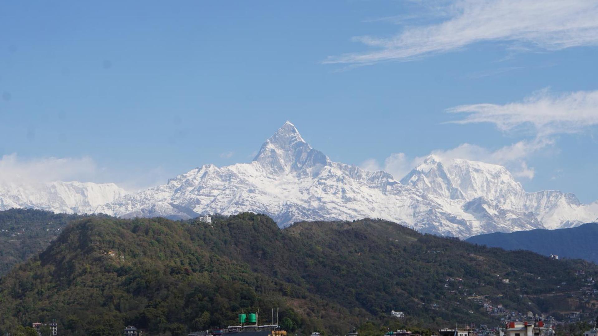 Hotel Mountain View - Lakeside Pokhara Buitenkant foto